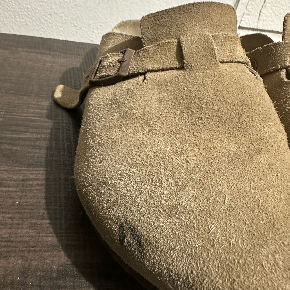 BIRKENSTOCK TAN SUEDE🍊
